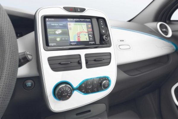 Renault amână livrările modelului electric din cauza problemelor de soft